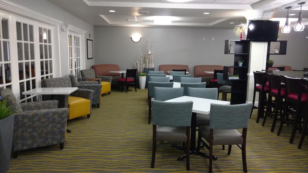 Comfort Suites Abingdon I-81 Екстериор снимка