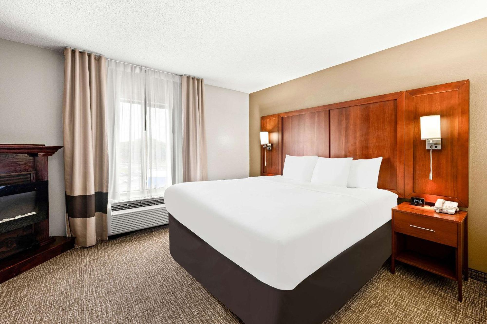 Comfort Suites Abingdon I-81 Екстериор снимка