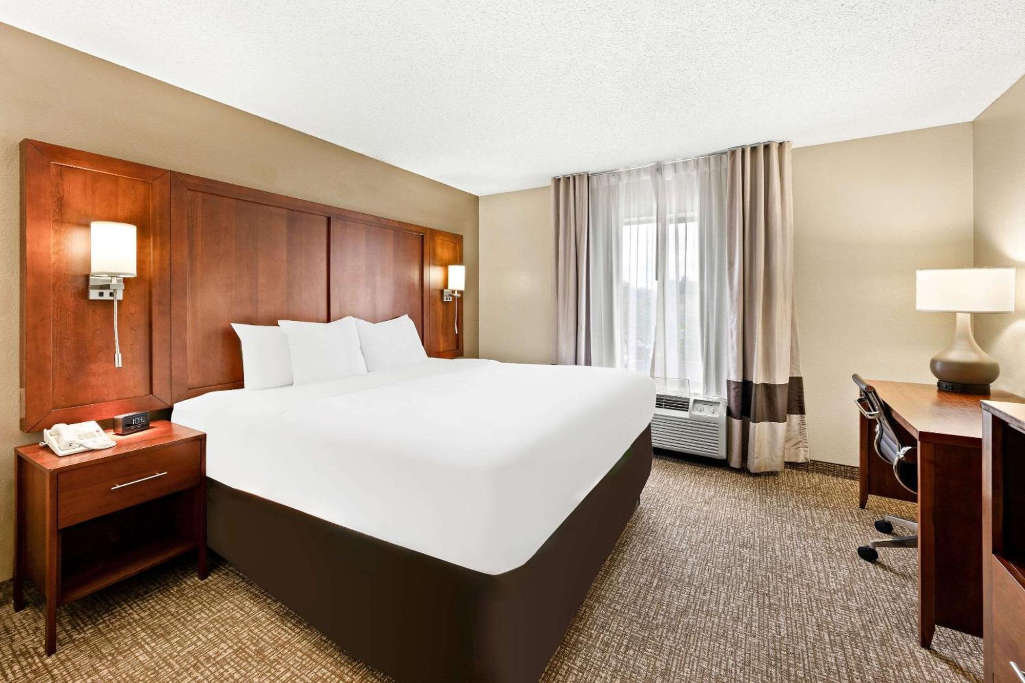 Comfort Suites Abingdon I-81 Екстериор снимка